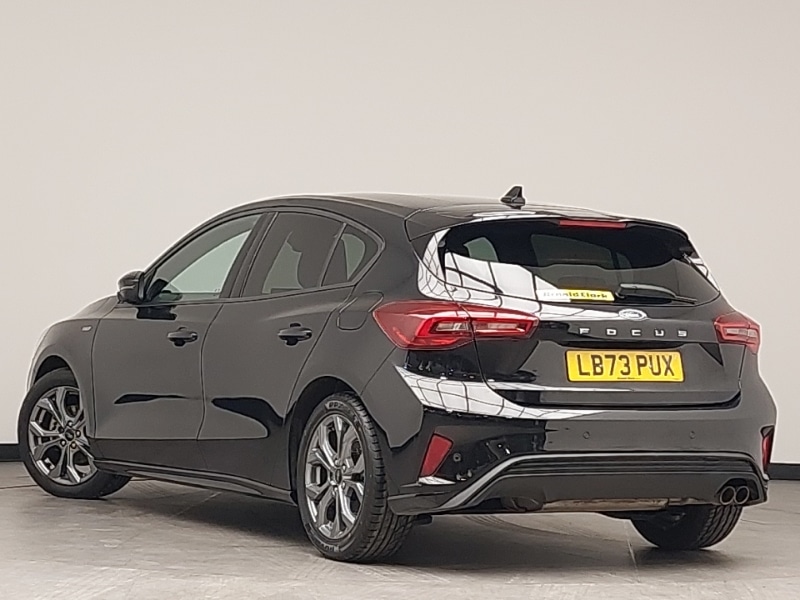 Used Ford Focus 2023 for sale - 76838913: Photo 3