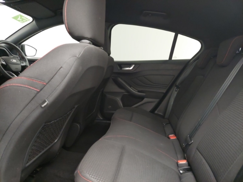 Used Ford Focus 2023 for sale - 76838913: Photo 6