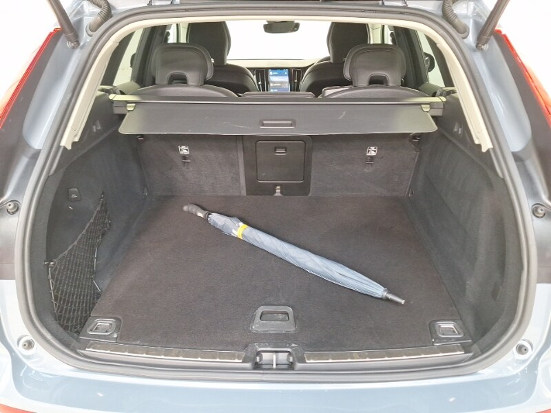 Used Volvo XC60 2023 for sale - 76726678: Photo 8