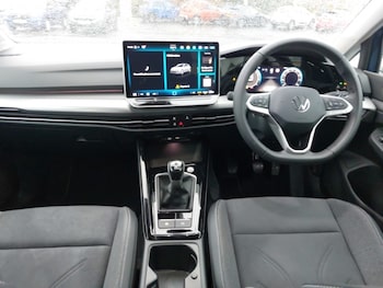 Used Volkswagen Golf 2024 for sale - 76479323: Photo