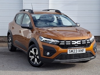 Used Dacia Sandero Stepway 2023 for sale - 79092101: Photo