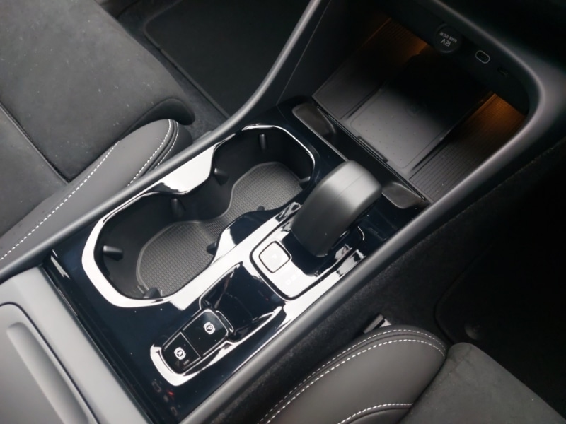Used Volvo XC40 2025 for sale - 76325209: Photo 12