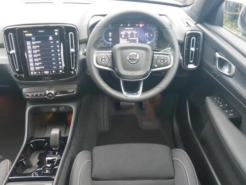 Used Volvo XC40 2025 for sale - 76325209: Photo 7