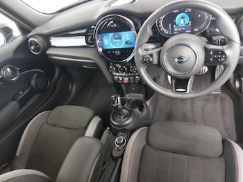 Used MINI Hatch 2023 for sale - 78355940: Photo