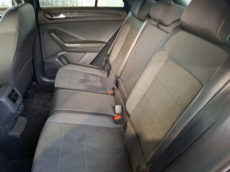 Used Volkswagen T-Roc 2023 for sale - 77955833: Photo 6