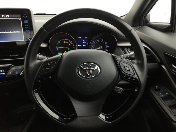 Used Toyota C-HR 2021 for sale - 76301362: Photo 11