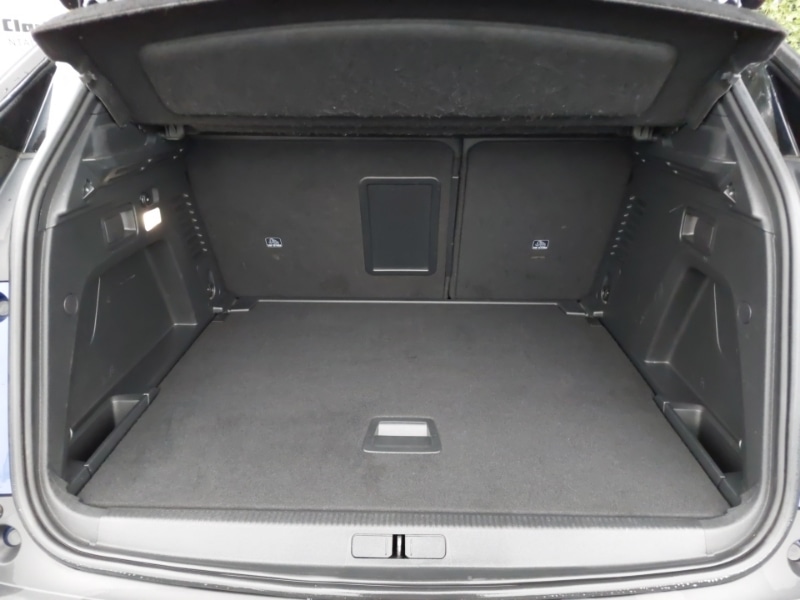 Used Peugeot 3008 2020 for sale - 77063090: Photo 8