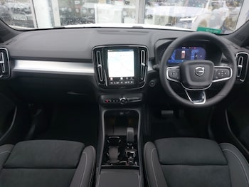 Used Volvo XC40 2026 for sale - 79100254: Photo