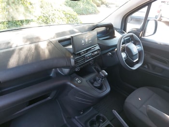 Used Peugeot Partner 2024 for sale - 75408599: Photo