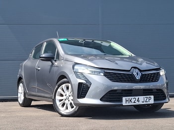 Used Renault Clio 2024 for sale - 75795647: Photo