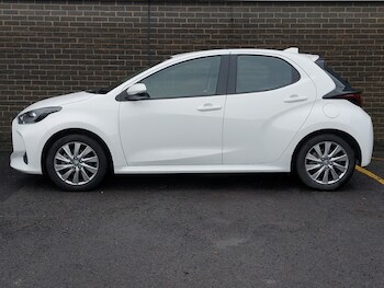 Used Toyota Yaris 2022 for sale - 77911920: Photo
