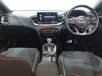 Used Kia Ceed 2024 for sale - 76083141: Photo