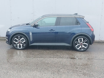 Used Renault 5 2025 for sale - 76940708: Photo