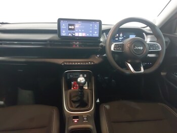 Used Jeep Avenger 2024 for sale - 78616850: Photo
