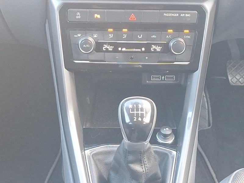 Used Volkswagen T-Cross 2020 for sale - 77736832: Photo 11