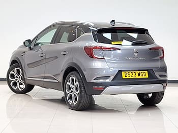 Used Renault Captur 2023 for sale - 79597451: Photo
