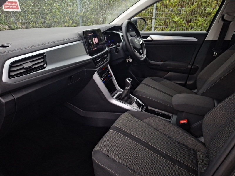 Used Volkswagen T-Roc 2022 for sale - 77912117: Photo 5