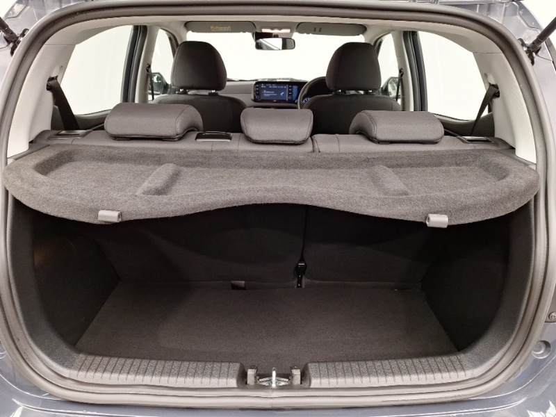 Used Hyundai i10 2022 for sale - 77424044: Photo 8