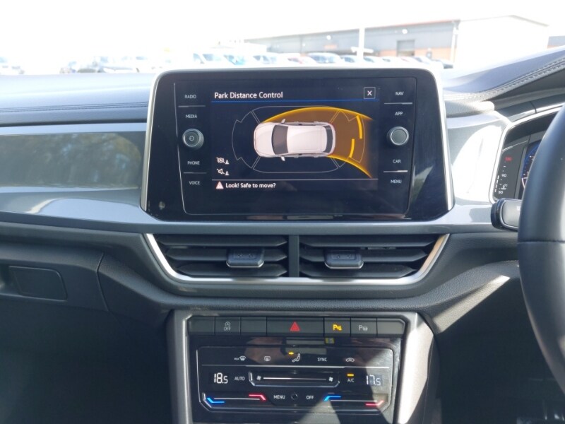 Used Volkswagen T-Roc 2023 for sale - 78164801: Photo 11