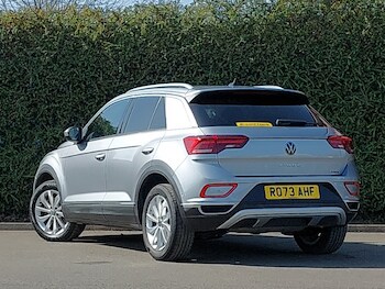 Used Volkswagen T-Roc 2023 for sale - 78164801: Photo
