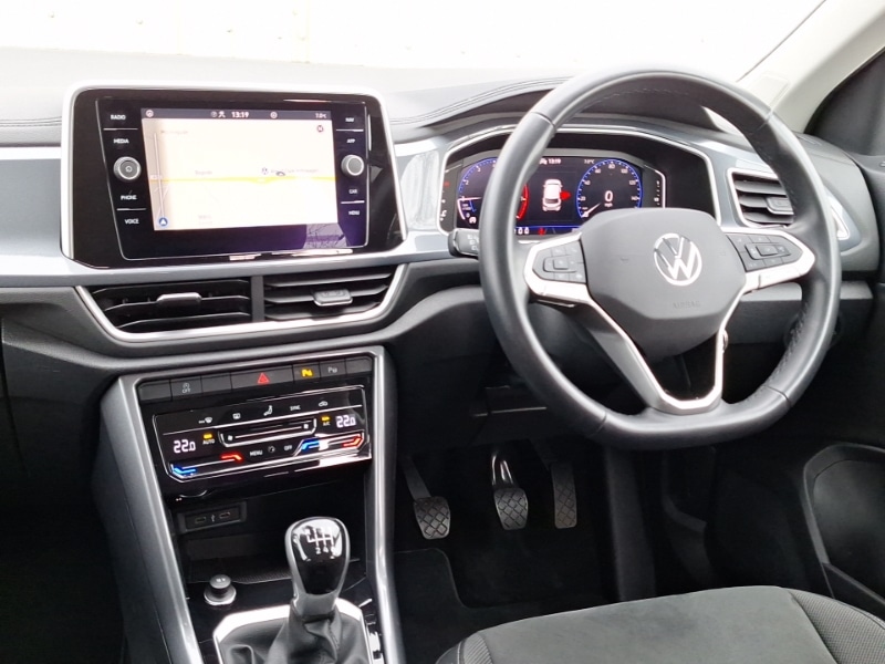 Used Volkswagen T-Roc 2023 for sale - 77645105: Photo 10