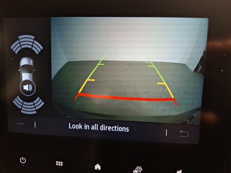 Used Renault Captur 2023 for sale - 76770359: Photo 12