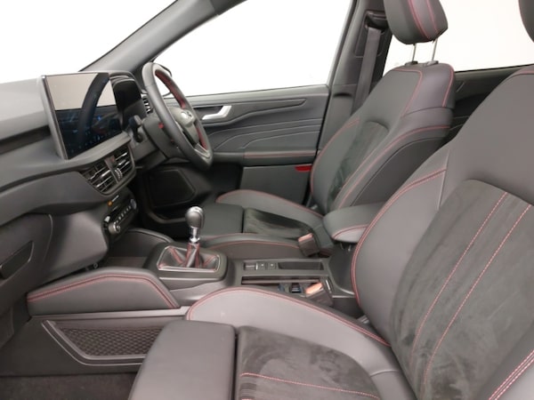 Used Ford Kuga 2025 for sale - 76282461: Photo 5
