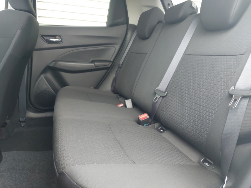 Used Suzuki Swift 2024 for sale - 76682864: Photo 6