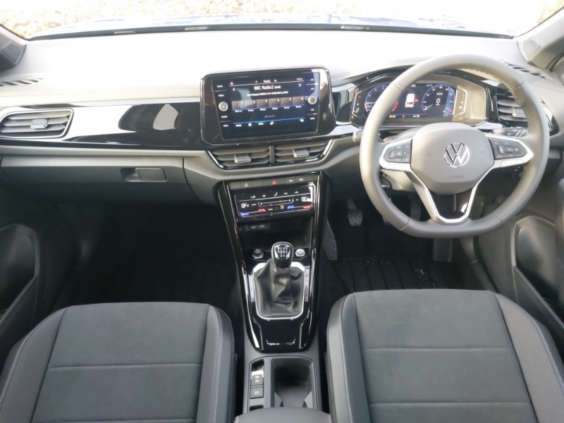 Used Volkswagen T-Roc 2025 for sale - 76947958: Photo 2