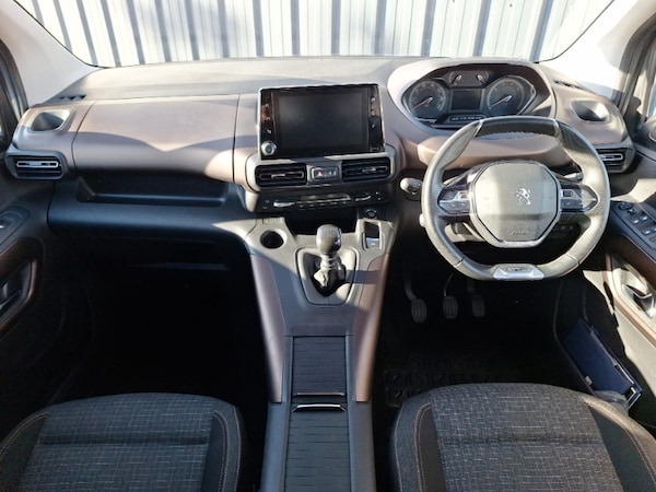 Used Peugeot Rifter 2020 for sale - 76275374: Photo 2