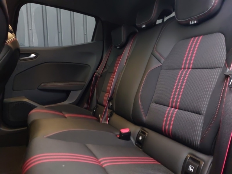 Used Renault Clio 2023 for sale - 76983716: Photo 6