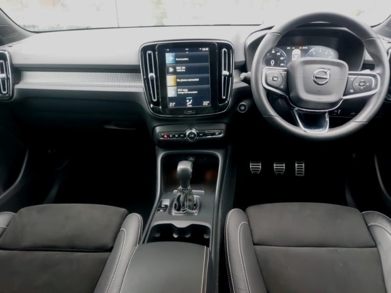 Used Volvo XC40 2021 for sale - 76639884: Photo 2