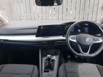 Used Volkswagen Golf 2024 for sale - 75386811: Photo