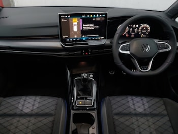 Used Volkswagen Golf 2025 for sale - 76983600: Photo