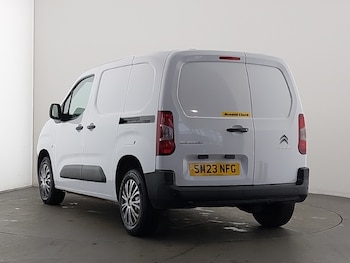 Used Citroen Berlingo 2023 for sale - 76506371: Photo