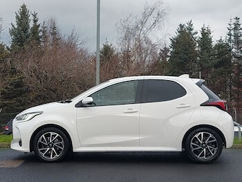 Used Toyota Yaris 2023 for sale - 77365998: Photo