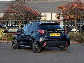 Used Toyota Yaris 2021 for sale - 76220745: Photo 3