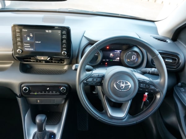 Used Toyota Yaris 2021 for sale - 76220745: Photo 7