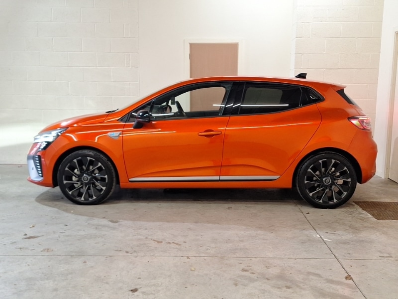 Used Renault Clio 2024 for sale - 76779035: Photo 4