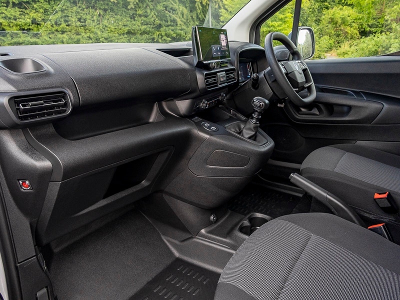 Used Citroen Berlingo 2024 for sale - 76353772: Photo 2