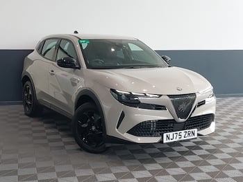 Used Alfa Romeo Junior 2025 for sale - 79689268: Photo