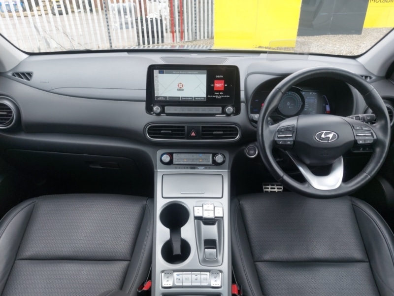 Used Hyundai KONA 2021 for sale - 77645517: Photo 2