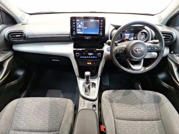 Used Toyota Yaris Cross 2022 for sale - 76331229: Photo 2