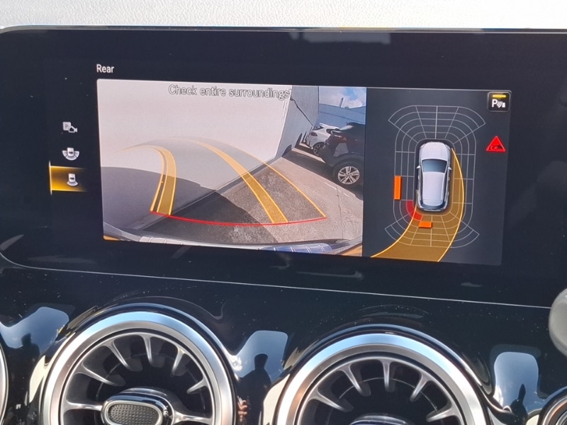 Used Mercedes-Benz GLA 2023 for sale - 76668875: Photo 10