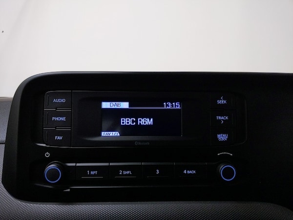 Used Hyundai i10 2023 for sale - 76212970: Photo 10
