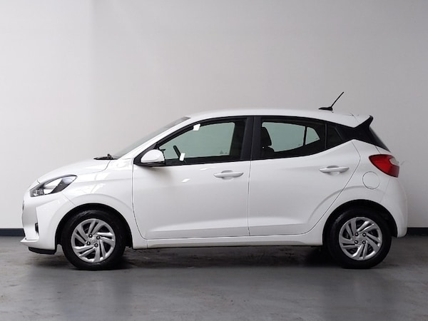 Used Hyundai i10 2023 for sale - 76212970: Photo 4