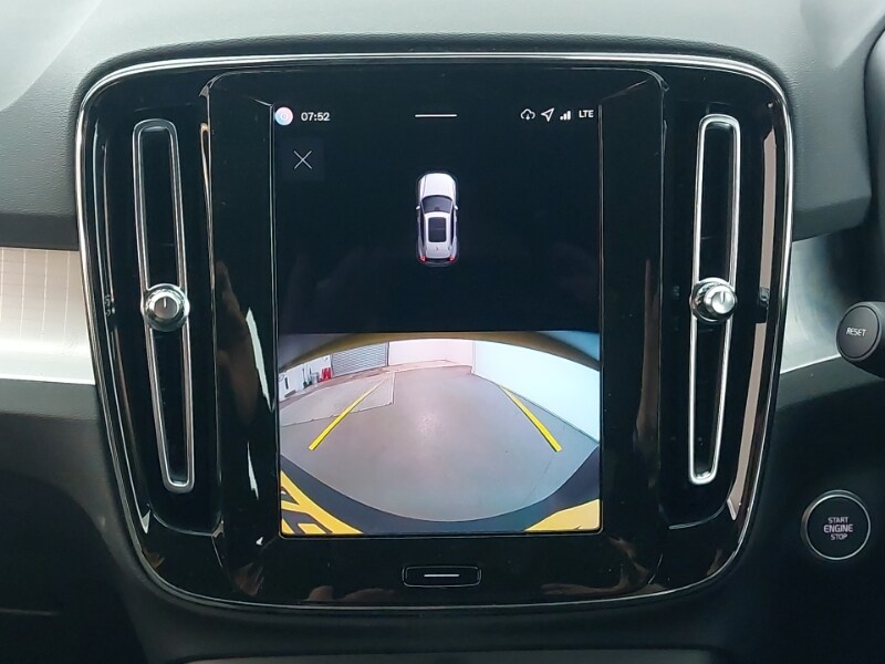 Used Volvo XC40 2025 for sale - 77531717: Photo 11