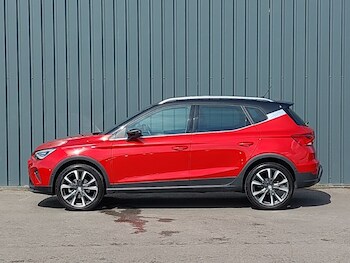 Used SEAT Arona 2024 for sale - 76437500: Photo