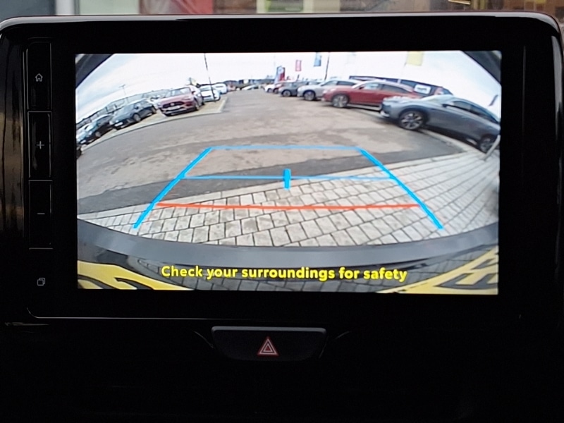 Used Mazda Mazda2 HYBRID 2024 for sale - 76947878: Photo 11