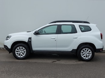 Used Dacia Duster 2022 for sale - 76942142: Photo